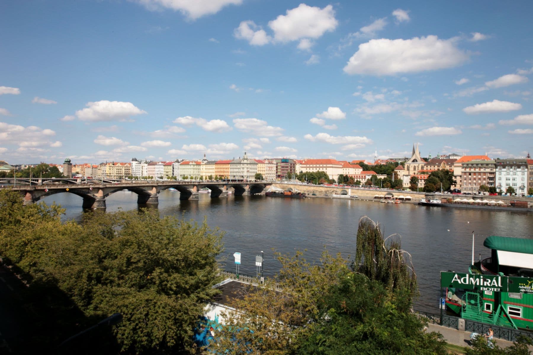 Prenájom bytu 80 m², Hořejší nábřeží, Praha, Praha Prenájom bytu 80 m², Hořejší nábřeží, Praha, Praha