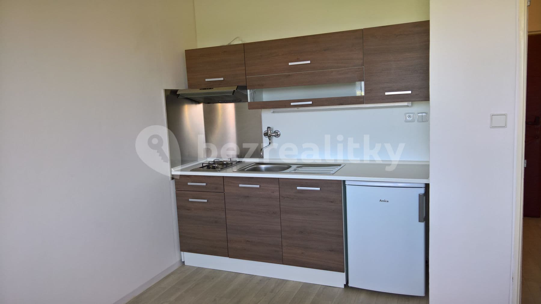 Prenájom bytu 1-izbový 21 m², Heranova, Ústí nad Orlicí, Pardubický kraj Prenájom bytu 1-izbový 21 m², Heranova, Ústí nad Orlicí, Pardubický kraj