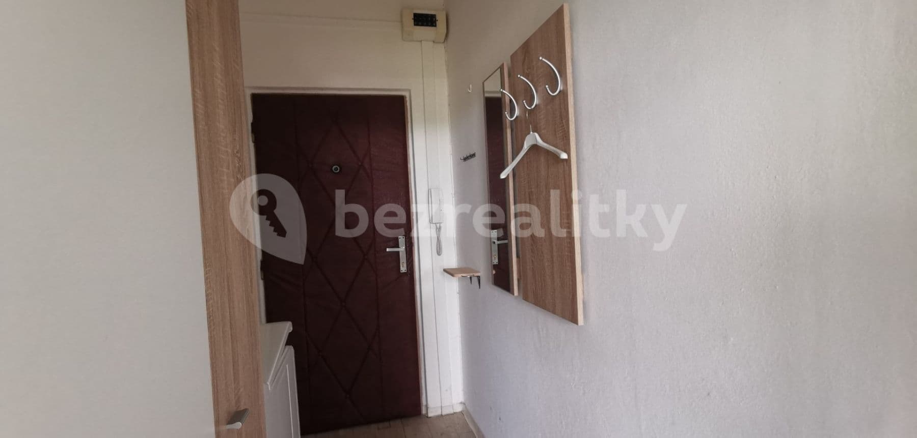 Prenájom bytu 1-izbový 21 m², Heranova, Ústí nad Orlicí, Pardubický kraj Prenájom bytu 1-izbový 21 m², Heranova, Ústí nad Orlicí, Pardubický kraj