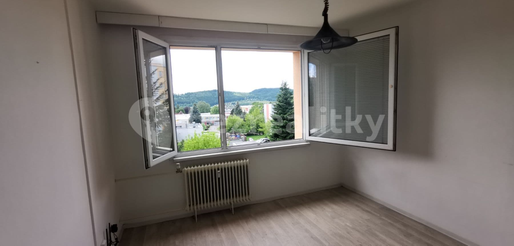 Prenájom bytu 1-izbový 21 m², Heranova, Ústí nad Orlicí, Pardubický kraj Prenájom bytu 1-izbový 21 m², Heranova, Ústí nad Orlicí, Pardubický kraj