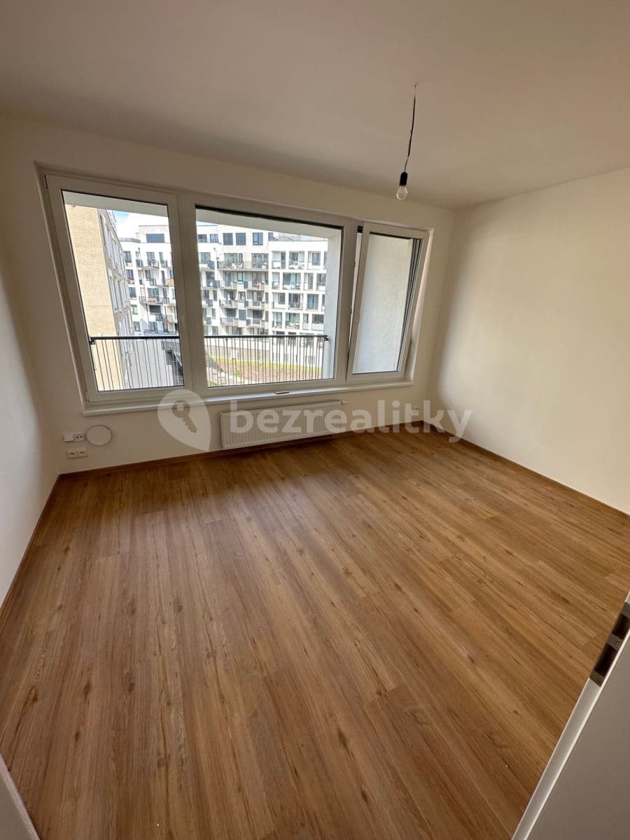Prenájom bytu 4-izbový 130 m², Stočesova, Praha, Praha Prenájom bytu 4-izbový 130 m², Stočesova, Praha, Praha