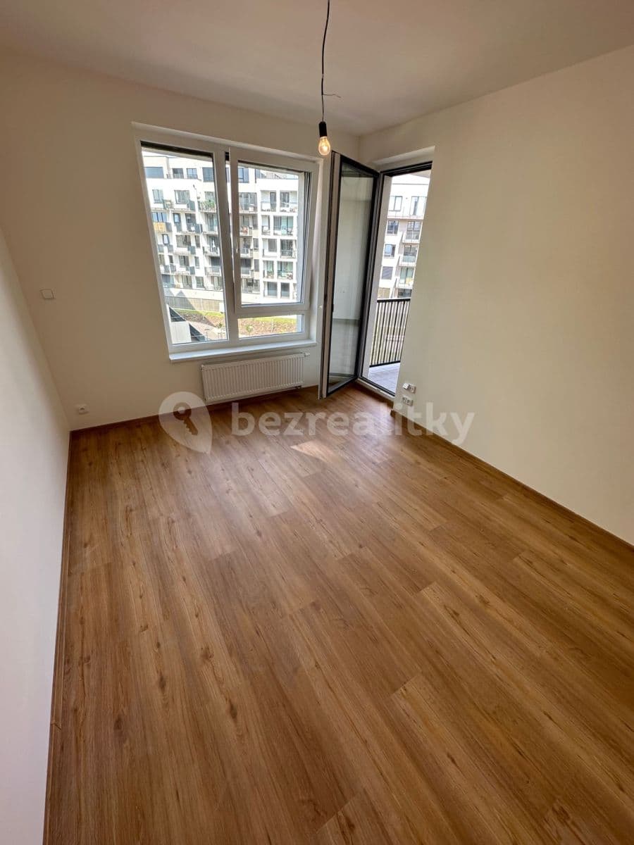 Prenájom bytu 4-izbový 130 m², Stočesova, Praha, Praha Prenájom bytu 4-izbový 130 m², Stočesova, Praha, Praha
