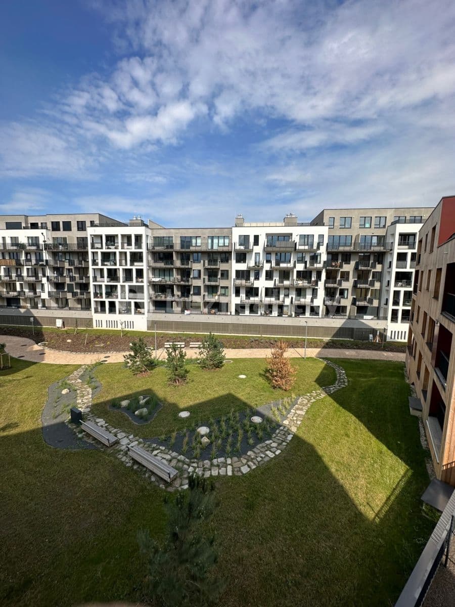 Prenájom bytu 4-izbový 130 m², Stočesova, Praha, Praha Prenájom bytu 4-izbový 130 m², Stočesova, Praha, Praha