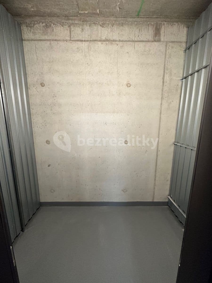 Prenájom bytu 4-izbový 130 m², Stočesova, Praha, Praha Prenájom bytu 4-izbový 130 m², Stočesova, Praha, Praha
