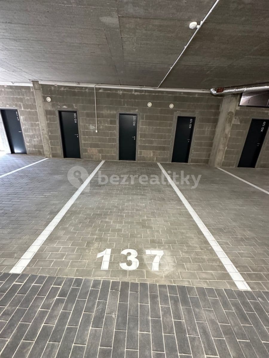 Prenájom bytu 4-izbový 130 m², Stočesova, Praha, Praha Prenájom bytu 4-izbový 130 m², Stočesova, Praha, Praha