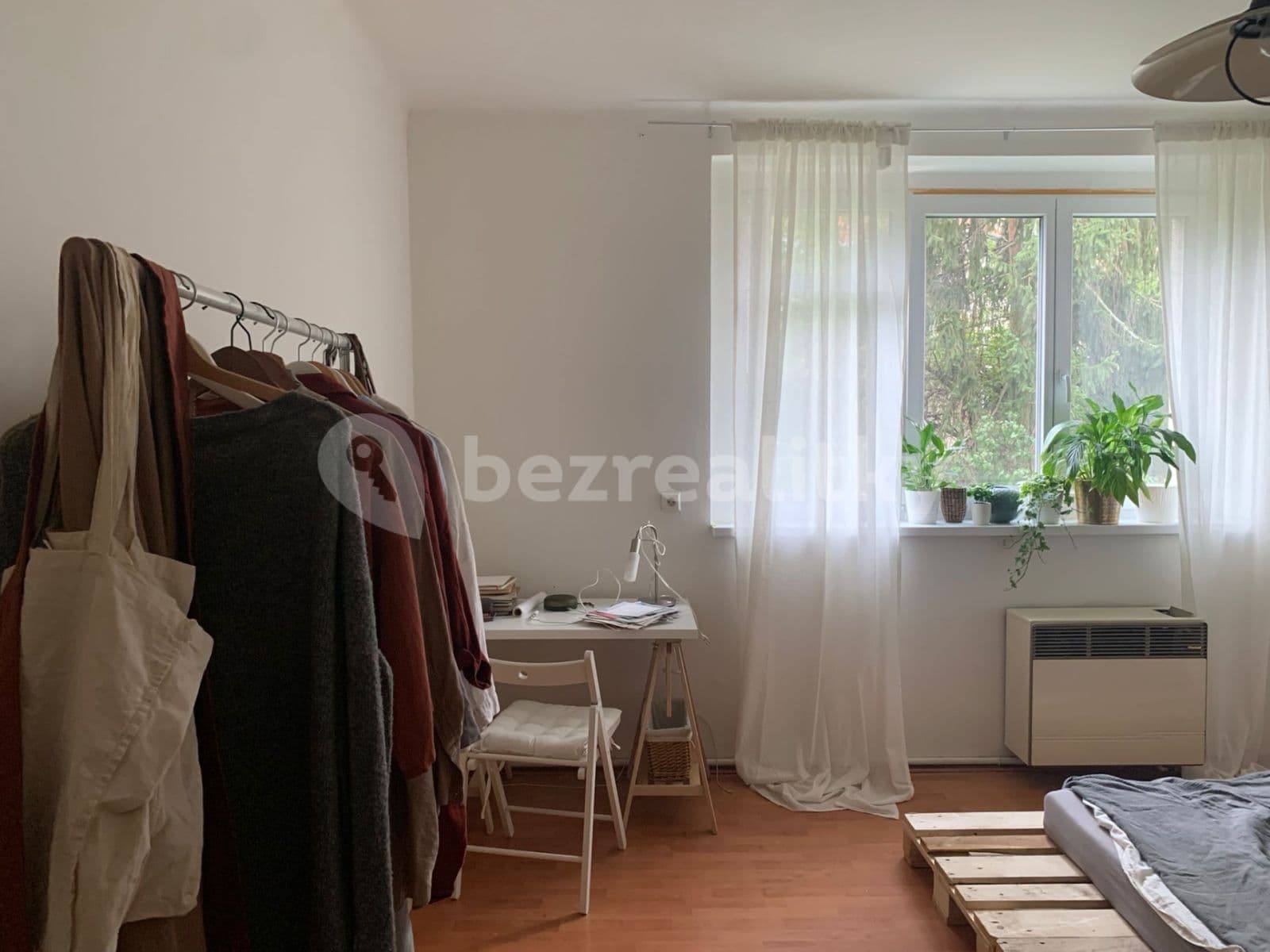 Prenájom bytu 1-izbový 28 m², Ve Struhách, Praha, Praha Prenájom bytu 1-izbový 28 m², Ve Struhách, Praha, Praha