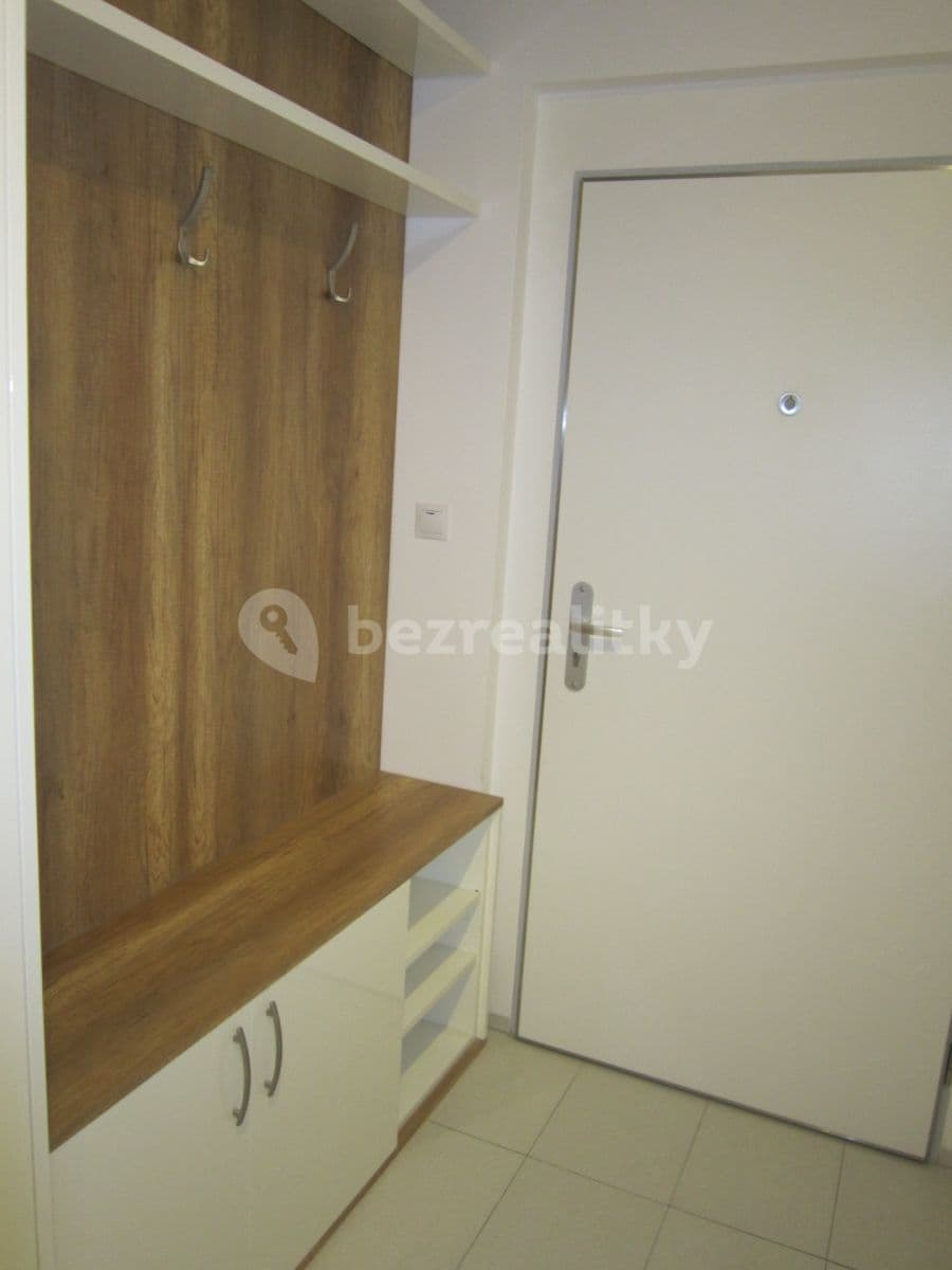 Prenájom bytu 3-izbový 96 m², Plzeňská, Praha, Praha Prenájom bytu 3-izbový 96 m², Plzeňská, Praha, Praha