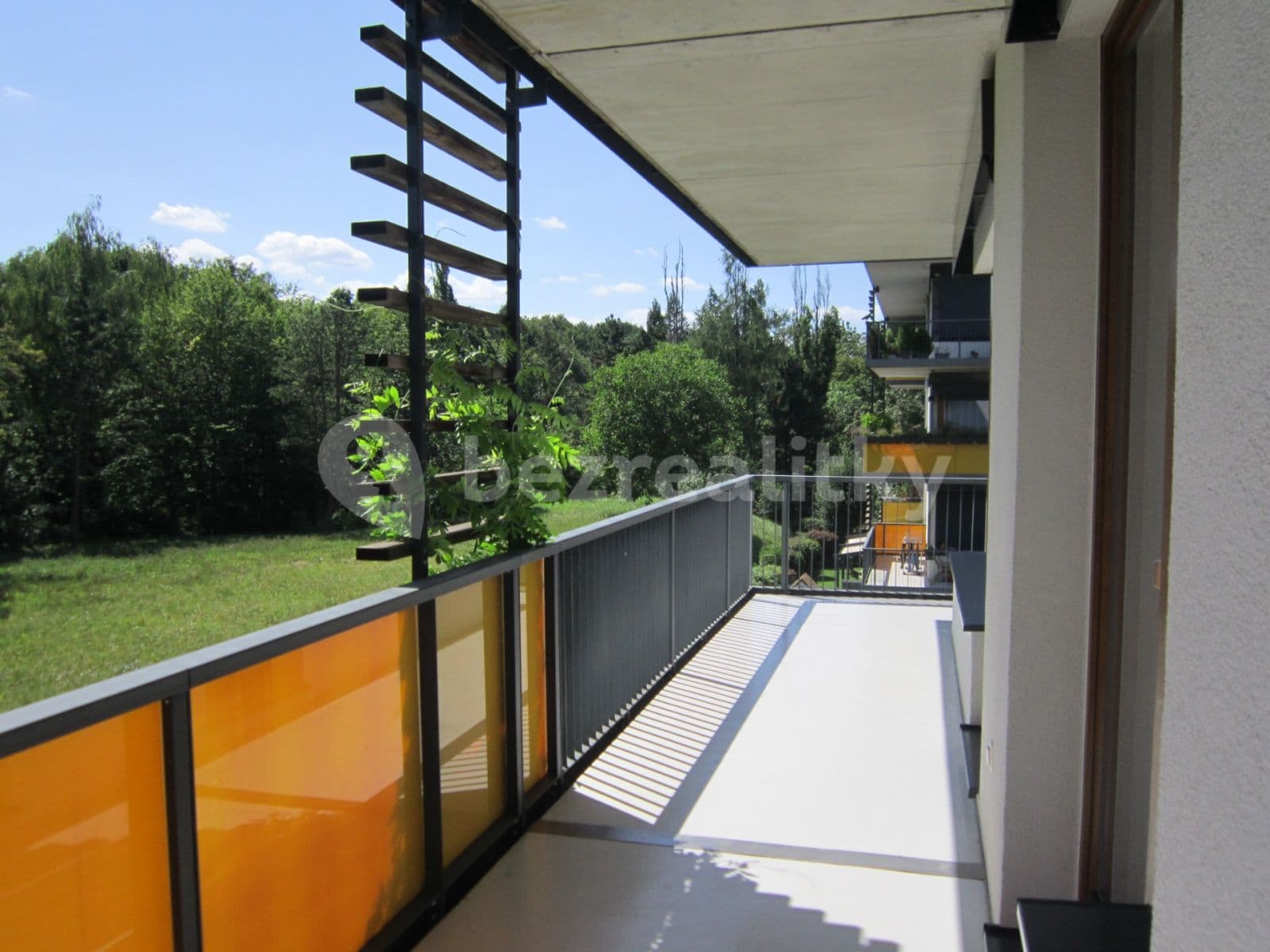 Prenájom bytu 3-izbový 96 m², Plzeňská, Praha, Praha Prenájom bytu 3-izbový 96 m², Plzeňská, Praha, Praha