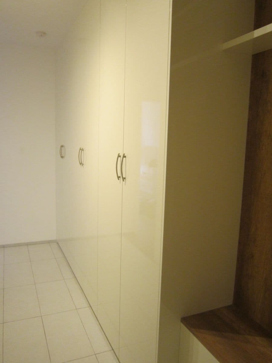 Prenájom bytu 3-izbový 96 m², Plzeňská, Praha, Praha Prenájom bytu 3-izbový 96 m², Plzeňská, Praha, Praha