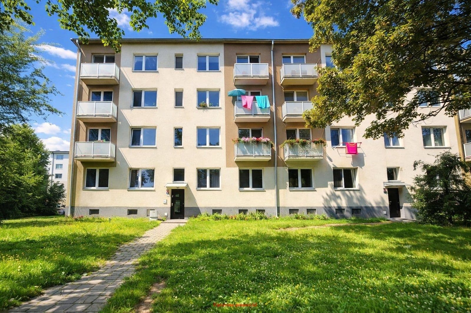 Prenájom bytu 3-izbový 68 m², Jožky Jabůrkové, Havířov, Moravskoslezský kraj Prenájom bytu 3-izbový 68 m², Jožky Jabůrkové, Havířov, Moravskoslezský kraj