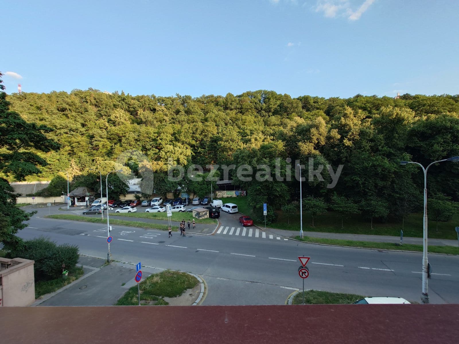 Prenájom bytu Garsoniéra 28 m², Erbenova, Praha, Praha Prenájom bytu Garsoniéra 28 m², Erbenova, Praha, Praha