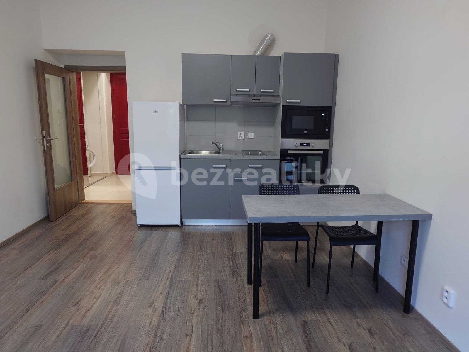 Prenájom bytu Garsoniéra 28 m², Erbenova, Praha, Praha Prenájom bytu Garsoniéra 28 m², Erbenova, Praha, Praha