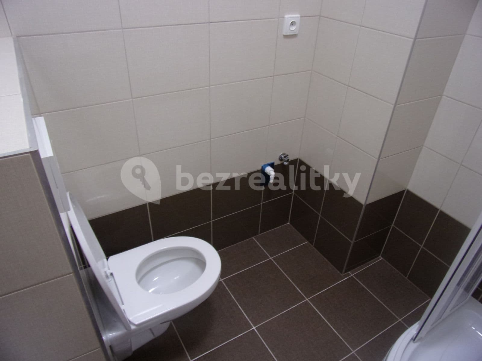 Prenájom bytu 1-izbový 21 m², Slepá, Milovice, Středočeský kraj Prenájom bytu 1-izbový 21 m², Slepá, Milovice, Středočeský kraj