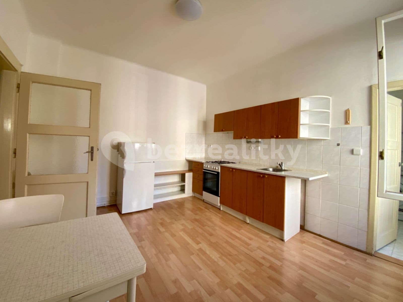 Prenájom bytu 1-izbový 39 m², Viklefova, Praha, Praha Prenájom bytu 1-izbový 39 m², Viklefova, Praha, Praha
