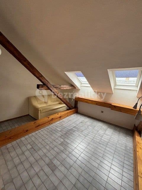 Prenájom bytu 4-izbový 95 m², Antonína Slavíka, Brno, Jihomoravský kraj Prenájom bytu 4-izbový 95 m², Antonína Slavíka, Brno, Jihomoravský kraj