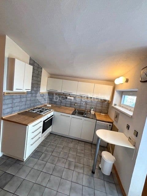 Prenájom bytu 4-izbový 95 m², Antonína Slavíka, Brno, Jihomoravský kraj Prenájom bytu 4-izbový 95 m², Antonína Slavíka, Brno, Jihomoravský kraj