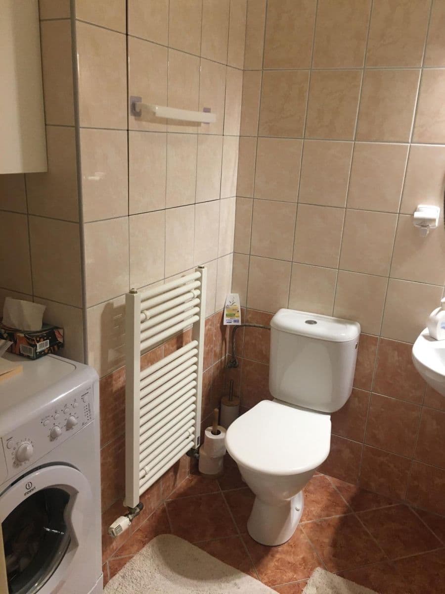 Prenájom bytu 2-izbový 57 m², Okrová, Náchod, Královéhradecký kraj Prenájom bytu 2-izbový 57 m², Okrová, Náchod, Královéhradecký kraj