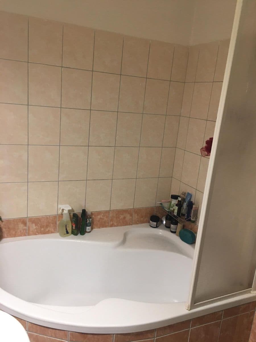 Prenájom bytu 2-izbový 57 m², Okrová, Náchod, Královéhradecký kraj Prenájom bytu 2-izbový 57 m², Okrová, Náchod, Královéhradecký kraj