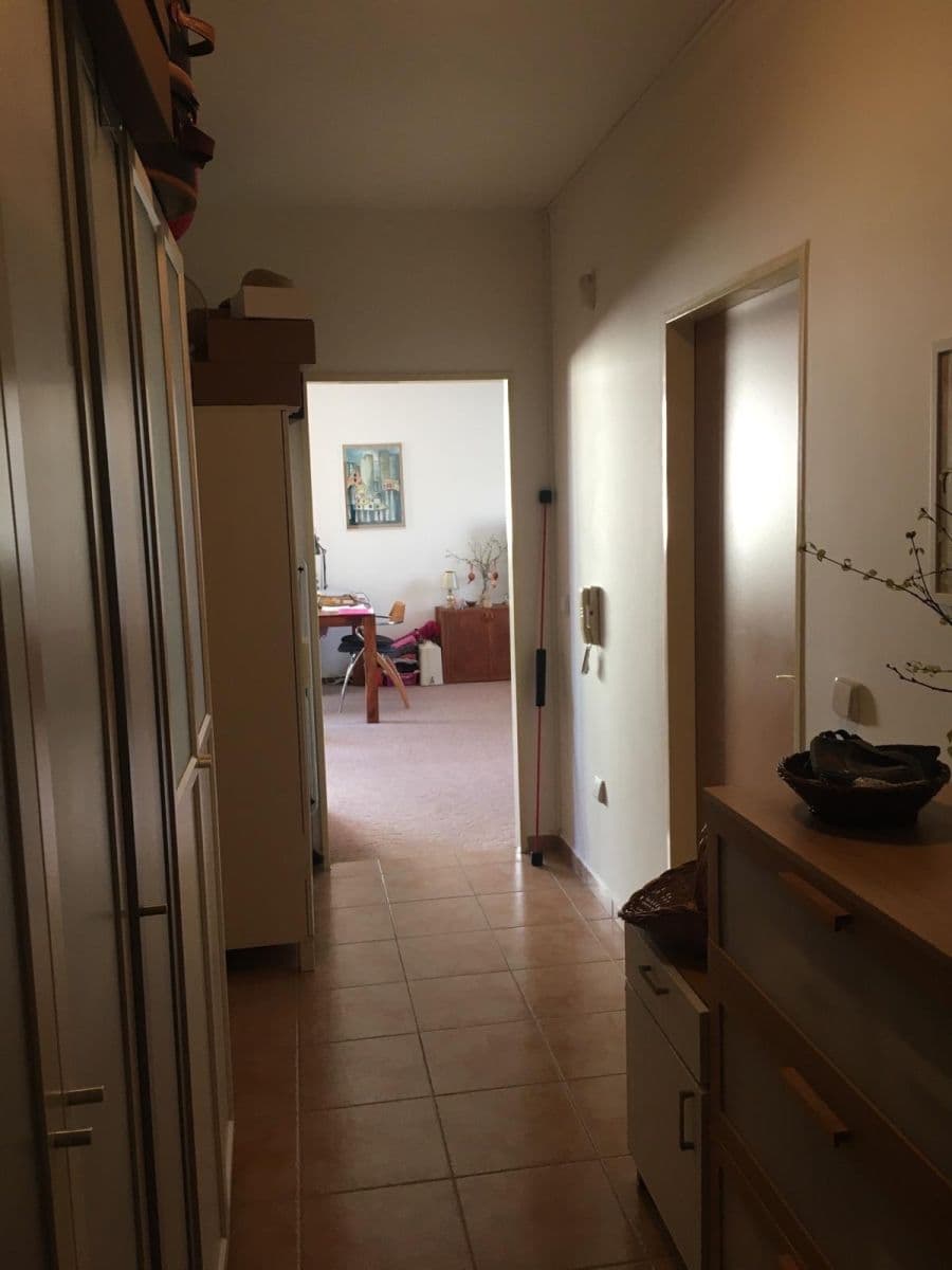 Prenájom bytu 2-izbový 57 m², Okrová, Náchod, Královéhradecký kraj Prenájom bytu 2-izbový 57 m², Okrová, Náchod, Královéhradecký kraj