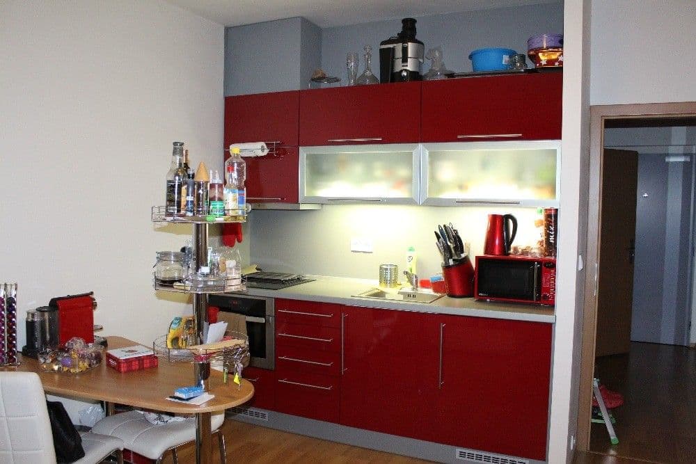 Prenájom bytu 1-izbový 37 m², Na Slatince, Praha, Praha Prenájom bytu 1-izbový 37 m², Na Slatince, Praha, Praha