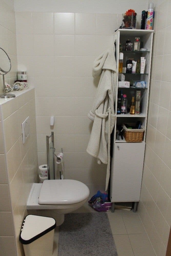 Prenájom bytu 1-izbový 37 m², Na Slatince, Praha, Praha Prenájom bytu 1-izbový 37 m², Na Slatince, Praha, Praha