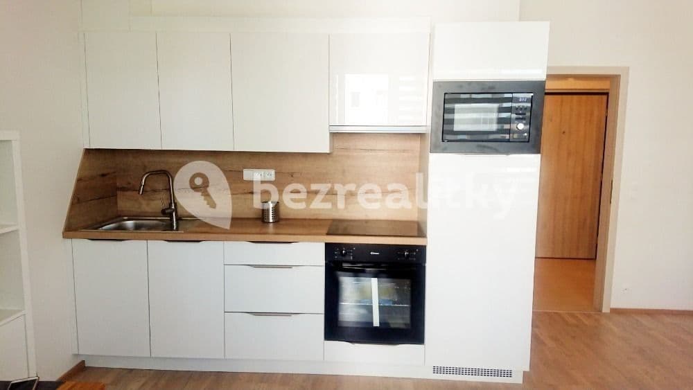 Prenájom bytu 1-izbový 37 m², Waltariho, Praha, Praha Prenájom bytu 1-izbový 37 m², Waltariho, Praha, Praha