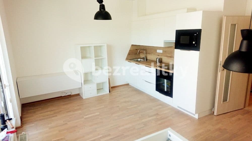 Prenájom bytu 1-izbový 37 m², Waltariho, Praha, Praha Prenájom bytu 1-izbový 37 m², Waltariho, Praha, Praha