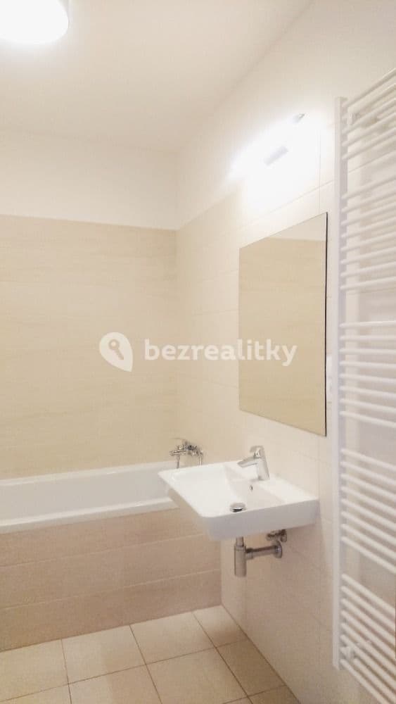 Prenájom bytu 1-izbový 37 m², Waltariho, Praha, Praha Prenájom bytu 1-izbový 37 m², Waltariho, Praha, Praha