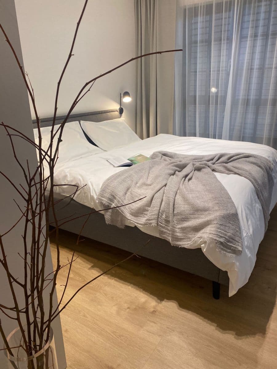 Prenájom bytu 2-izbový 54 m², U Lihovaru, Praha, Praha Prenájom bytu 2-izbový 54 m², U Lihovaru, Praha, Praha
