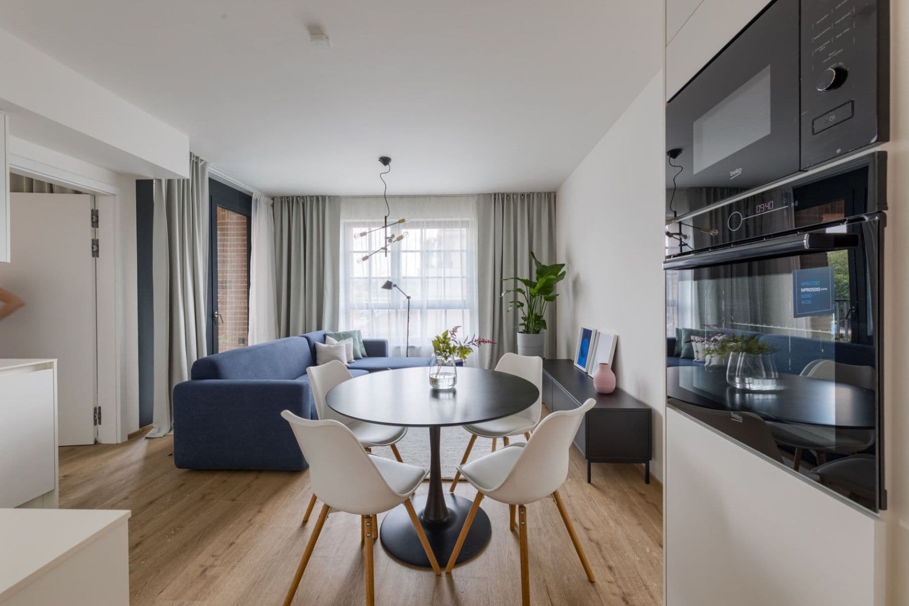 Prenájom bytu 2-izbový 54 m², U Lihovaru, Praha, Praha Prenájom bytu 2-izbový 54 m², U Lihovaru, Praha, Praha