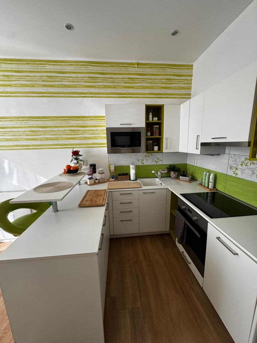 Prenájom bytu 2-izbový 45 m², Zelenky-Hajského, Praha, Praha Prenájom bytu 2-izbový 45 m², Zelenky-Hajského, Praha, Praha