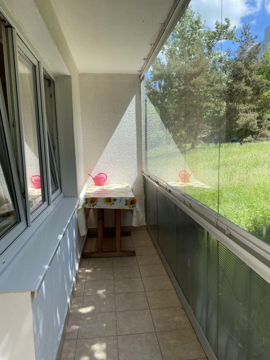 Prenájom bytu 52 m², Hrusická, Praha, Praha Prenájom bytu 52 m², Hrusická, Praha, Praha