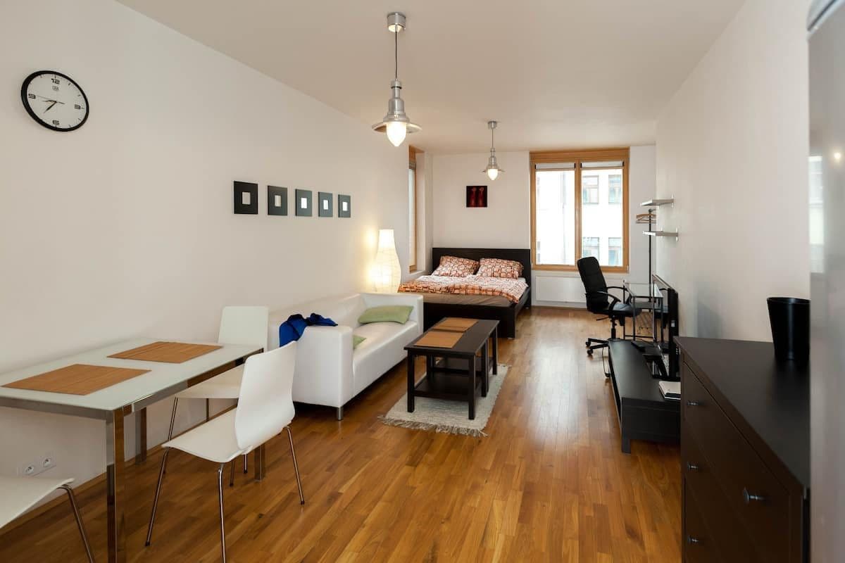 Prenájom bytu 38 m², Havlíčkovo náměstí, Praha, Praha Prenájom bytu 38 m², Havlíčkovo náměstí, Praha, Praha