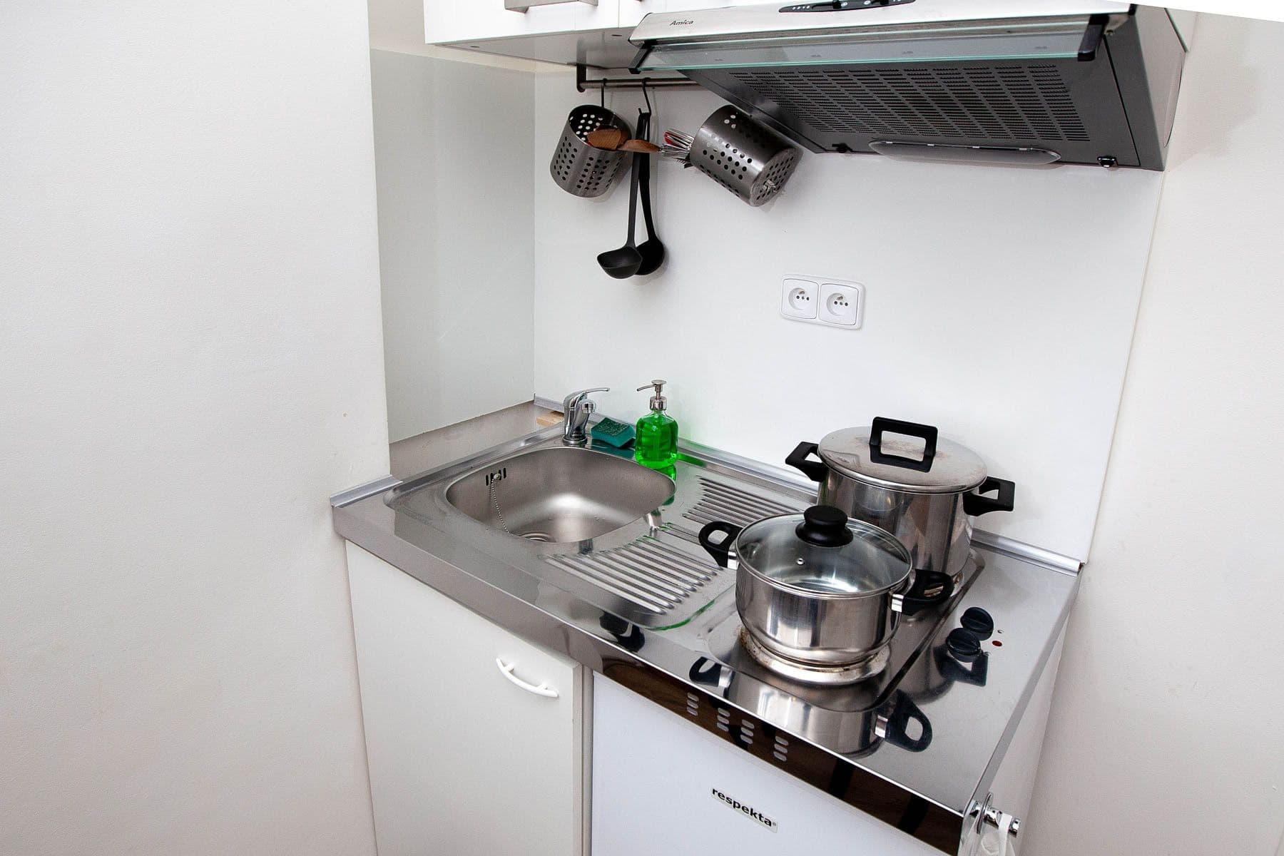 Prenájom bytu 20 m², Víta Nejedlého, Praha, Praha Prenájom bytu 20 m², Víta Nejedlého, Praha, Praha