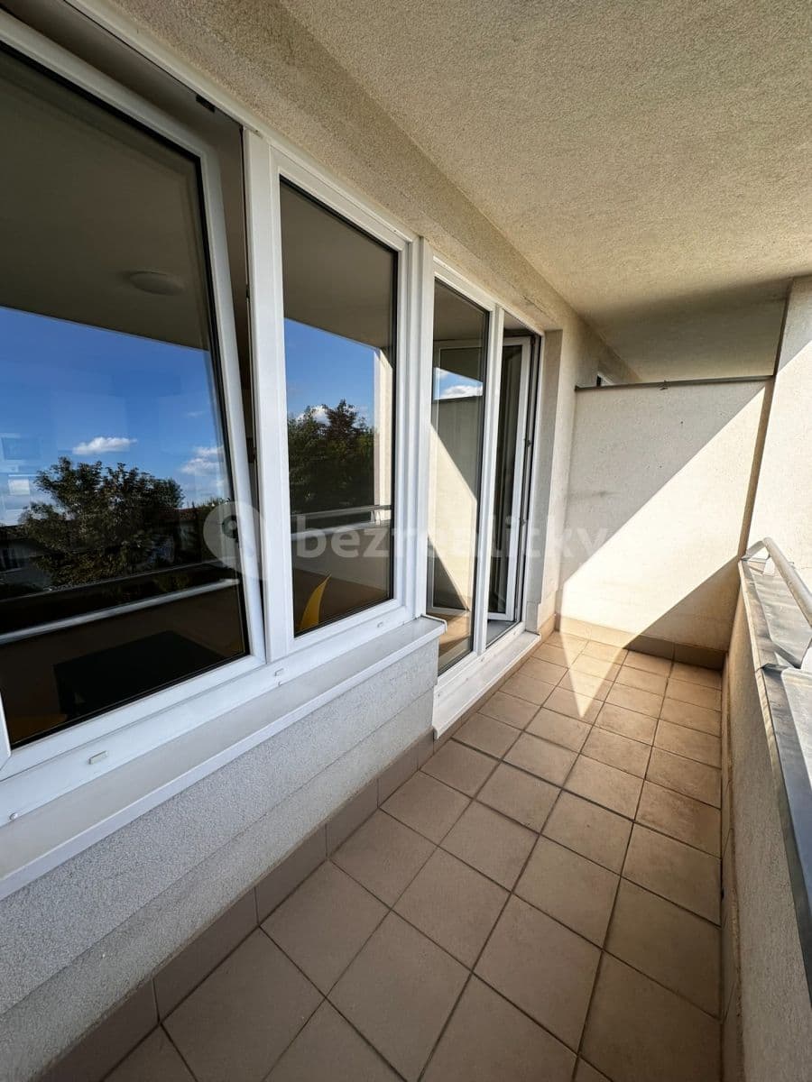 Prenájom bytu 1-izbový 34 m², Toskánská, Hostivice, Středočeský kraj Prenájom bytu 1-izbový 34 m², Toskánská, Hostivice, Středočeský kraj