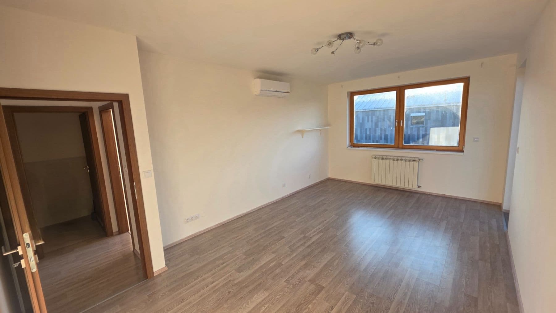 Prenájom domu 200 m², pozemek 970 m², Lhenická, Praha, Praha Prenájom domu 200 m², pozemek 970 m², Lhenická, Praha, Praha