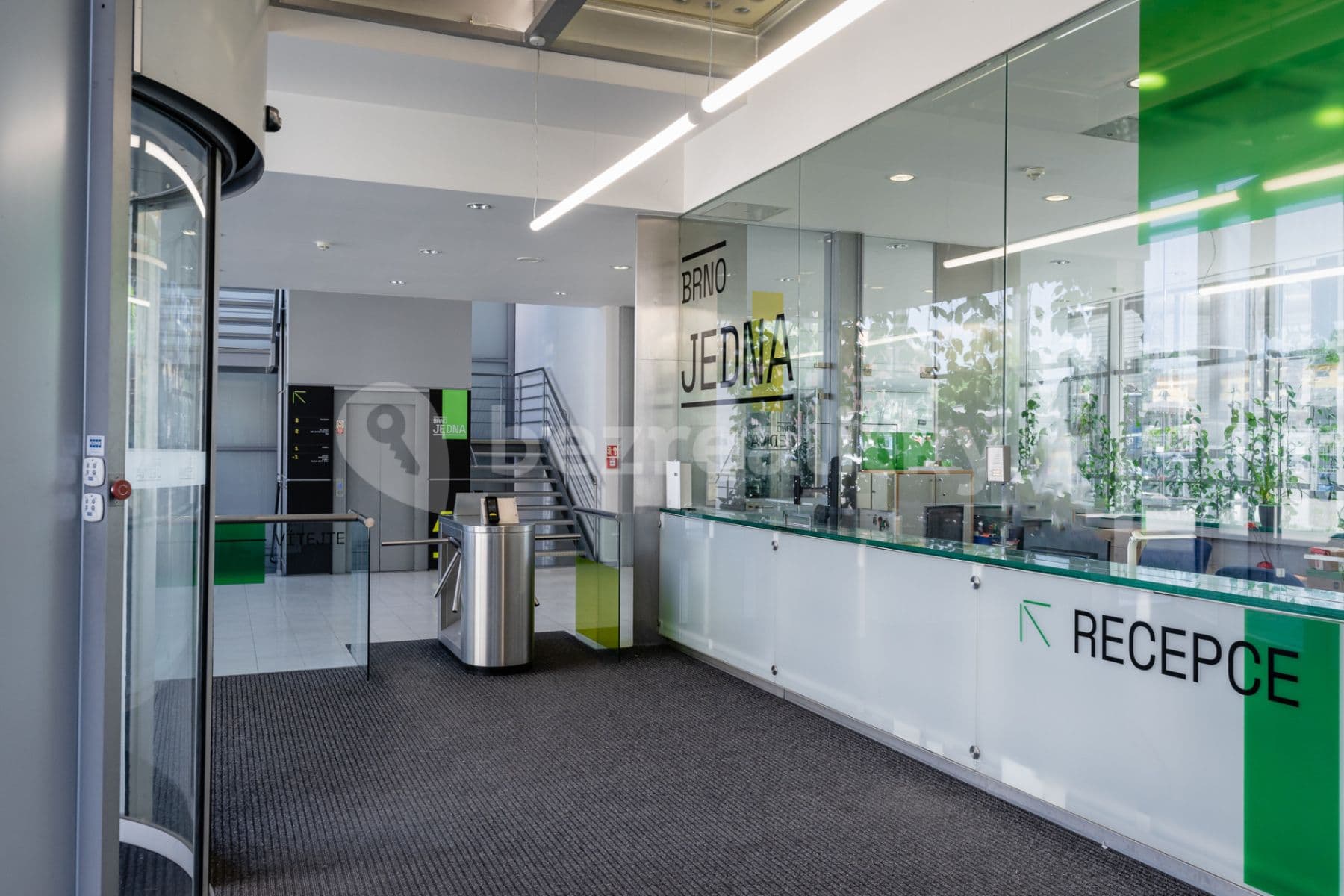 Prenájom kancelárie 36 m², Plynárenská, Brno, Jihomoravský kraj Prenájom kancelárie 36 m², Plynárenská, Brno, Jihomoravský kraj