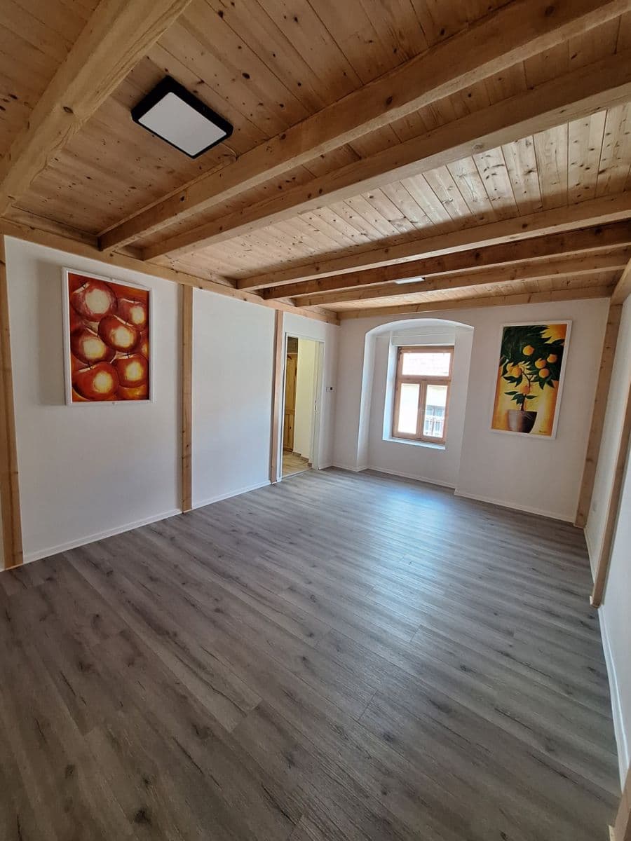 Prenájom domu 93 m², pozemok 50 m², V. Burgra, Kladno, Středočeský kraj Prenájom domu 93 m², pozemok 50 m², V. Burgra, Kladno, Středočeský kraj