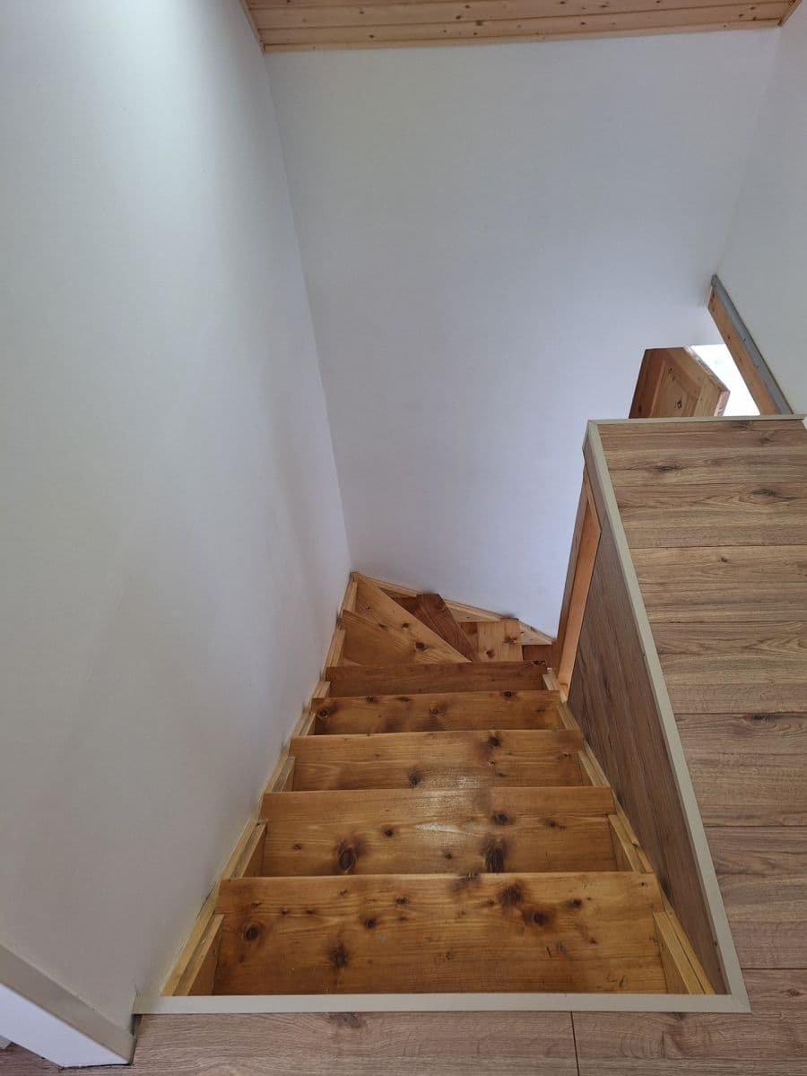 Prenájom domu 93 m², pozemok 50 m², V. Burgra, Kladno, Středočeský kraj Prenájom domu 93 m², pozemok 50 m², V. Burgra, Kladno, Středočeský kraj