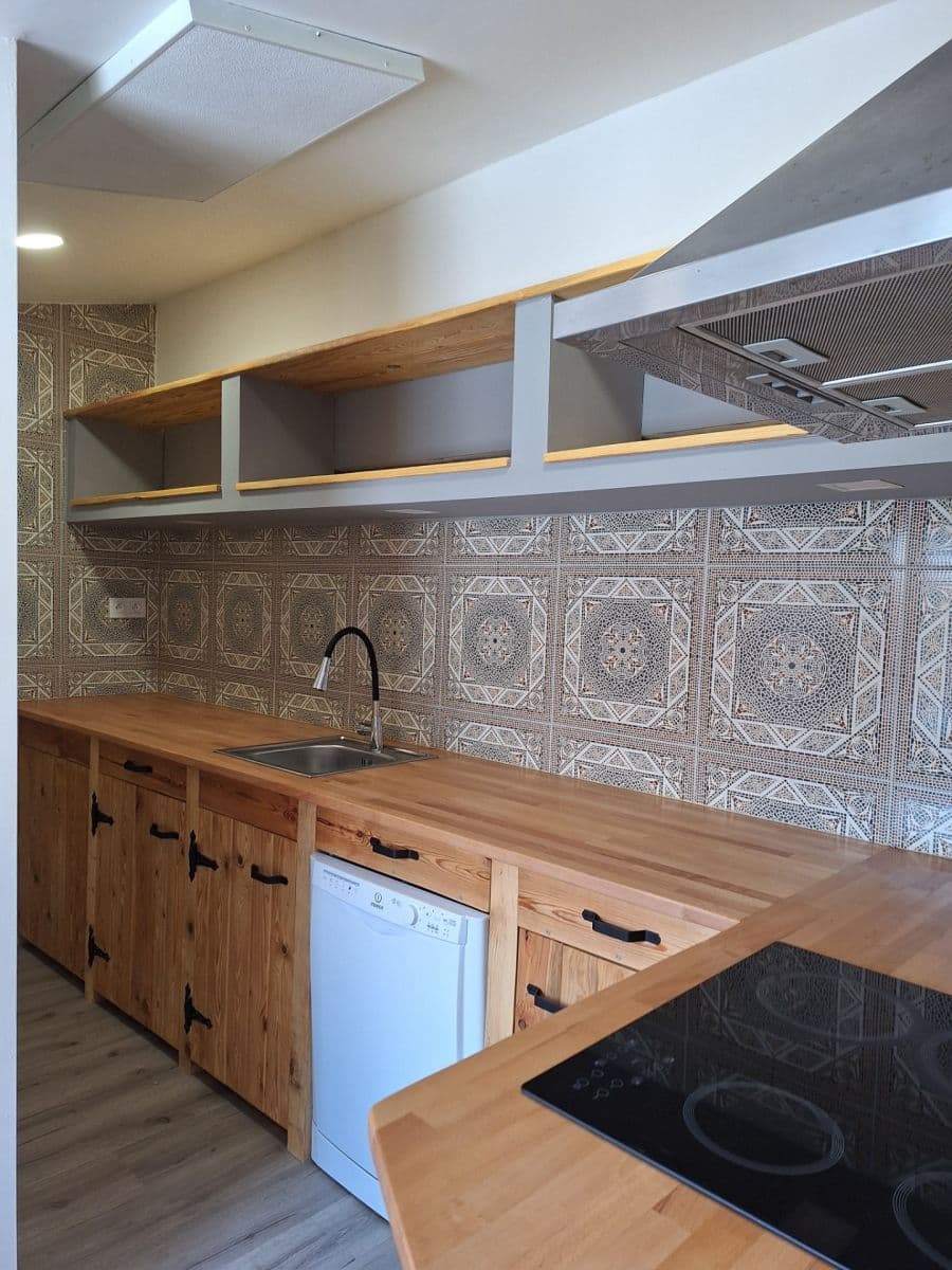 Prenájom domu 93 m², pozemok 50 m², V. Burgra, Kladno, Středočeský kraj Prenájom domu 93 m², pozemok 50 m², V. Burgra, Kladno, Středočeský kraj