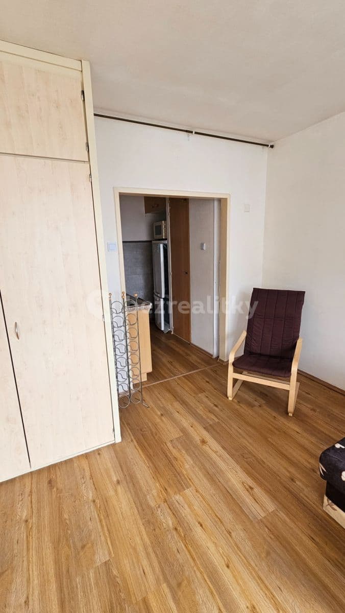 Prenájom bytu 1-izbový 31 m², Na Vrších, Praha, Praha Prenájom bytu 1-izbový 31 m², Na Vrších, Praha, Praha