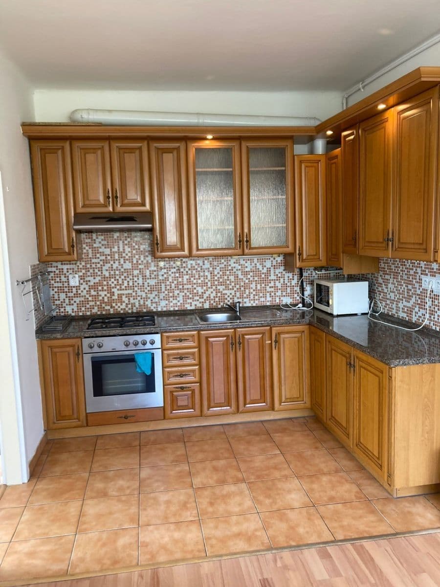 Prenájom bytu 2-izbový 56 m², U Kněžské louky, Praha, Praha Prenájom bytu 2-izbový 56 m², U Kněžské louky, Praha, Praha