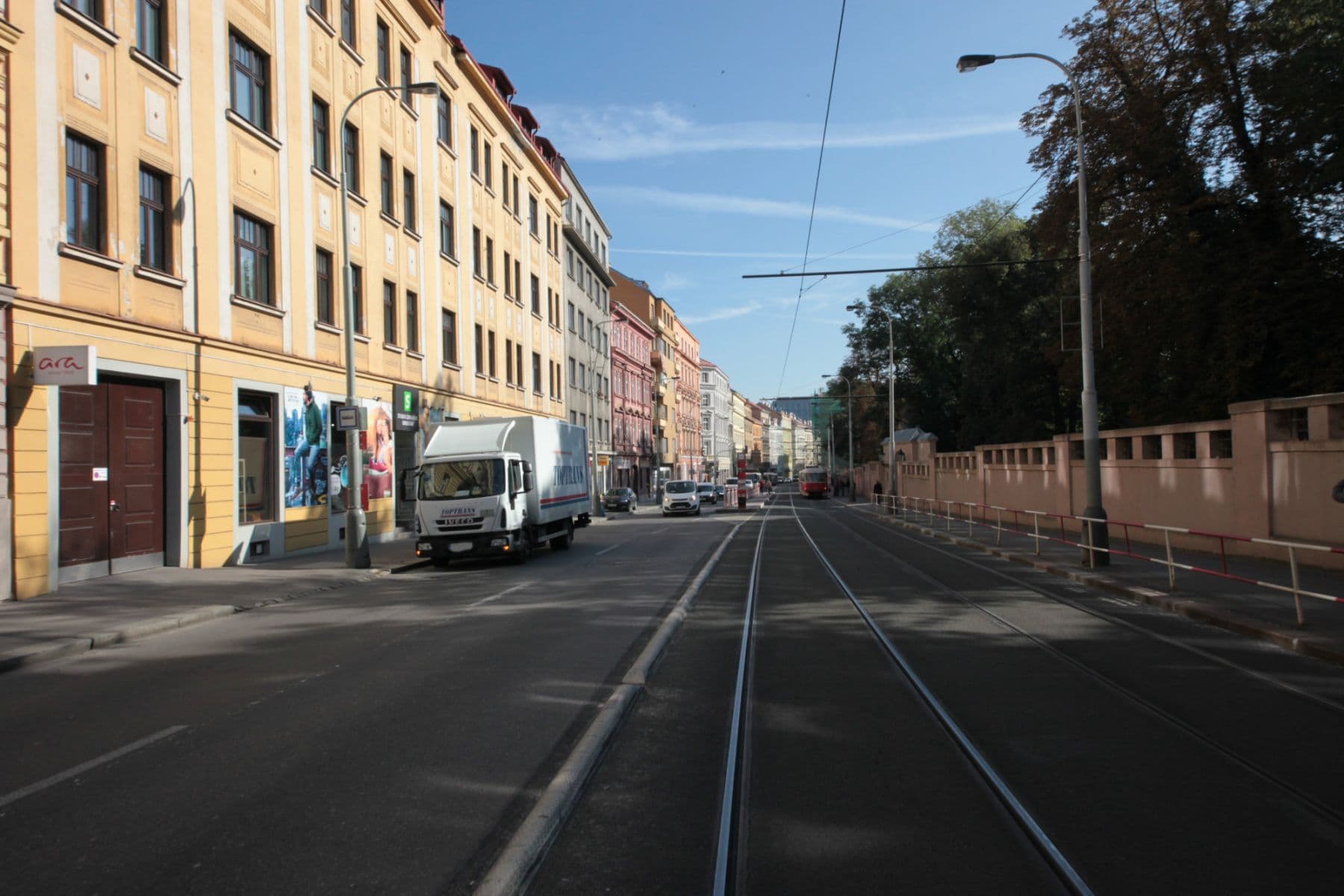 Prenájom bytu 36 m², Plzeňská, Praha, Praha Prenájom bytu 36 m², Plzeňská, Praha, Praha