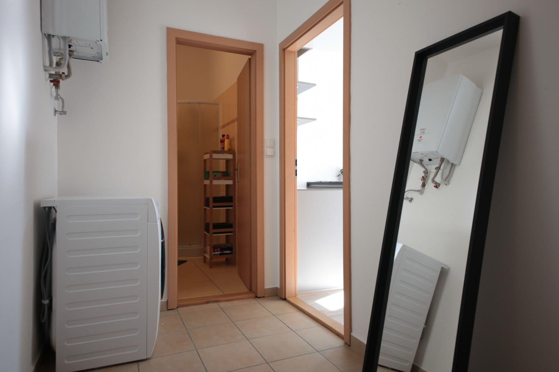 Prenájom bytu 36 m², Plzeňská, Praha, Praha Prenájom bytu 36 m², Plzeňská, Praha, Praha
