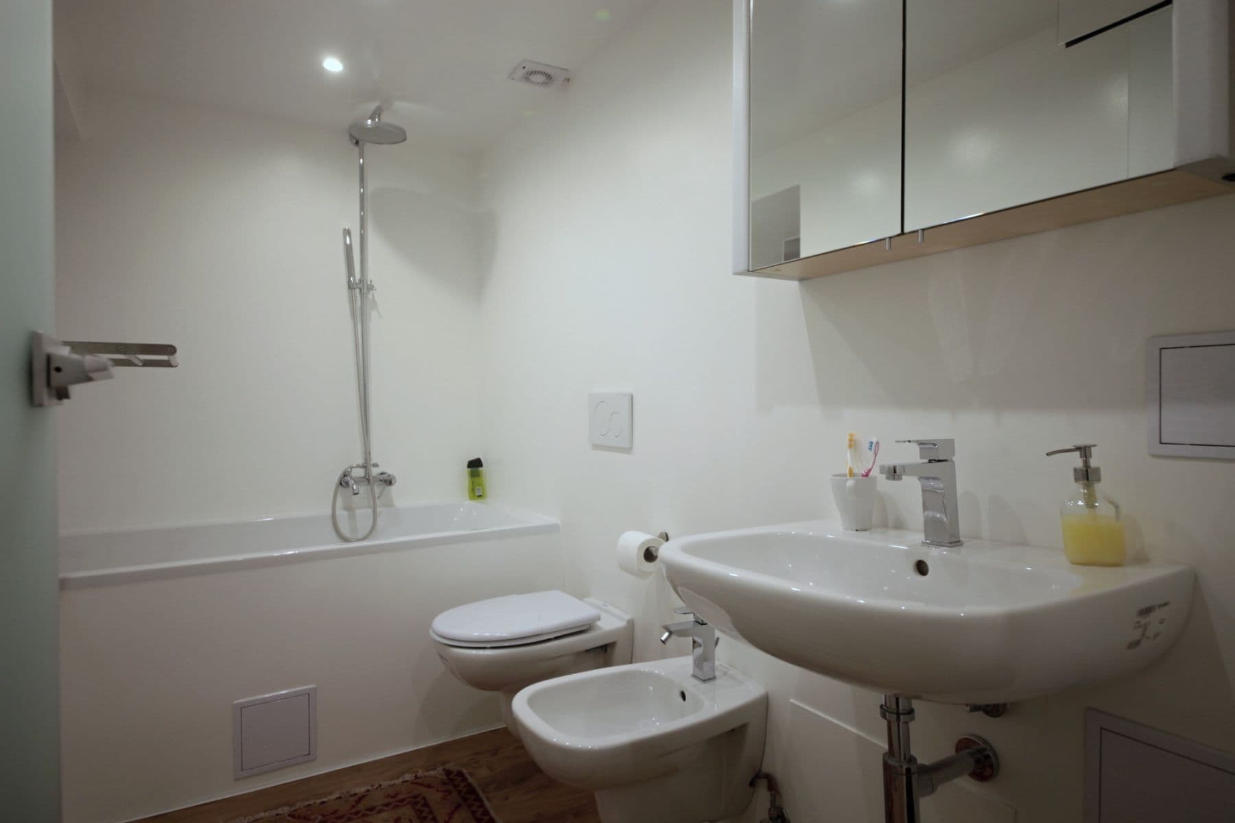 Prenájom bytu 37 m², Prvního pluku, Praha, Praha Prenájom bytu 37 m², Prvního pluku, Praha, Praha