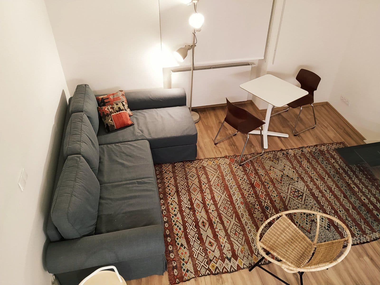Prenájom bytu 37 m², Prvního pluku, Praha, Praha Prenájom bytu 37 m², Prvního pluku, Praha, Praha