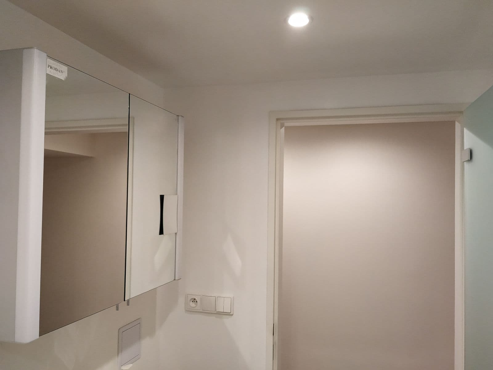 Prenájom bytu 37 m², Prvního pluku, Praha, Praha Prenájom bytu 37 m², Prvního pluku, Praha, Praha