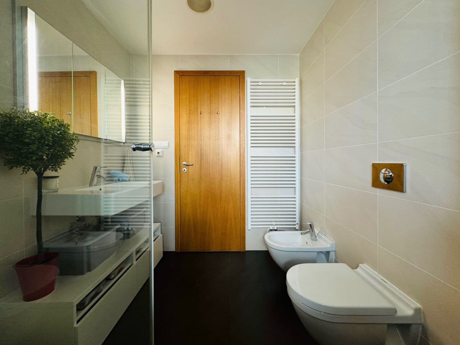 Predaj bytu 3-izbový 88 m², Ke Kapslovně, Praha, Praha Predaj bytu 3-izbový 88 m², Ke Kapslovně, Praha, Praha