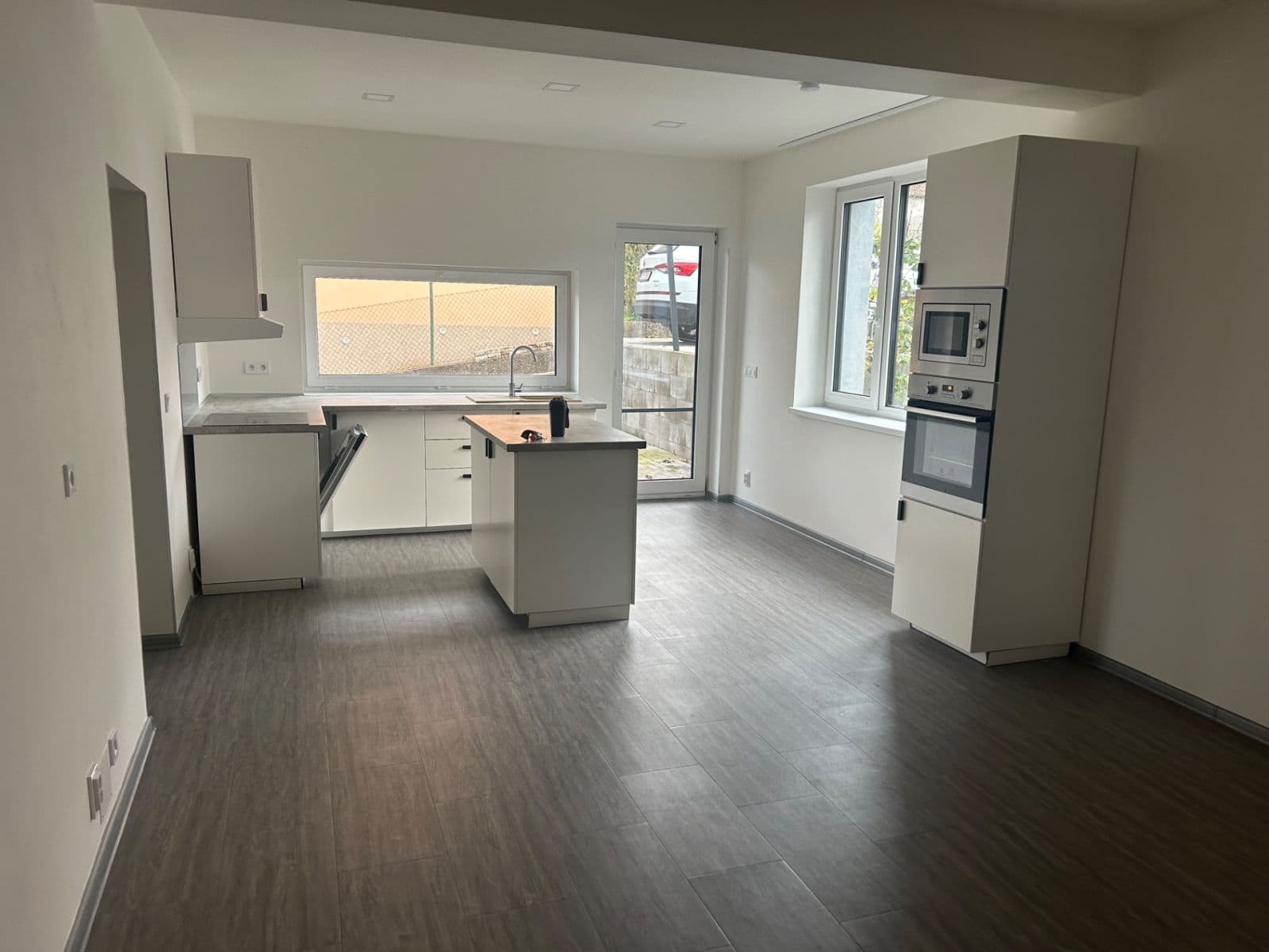 Predaj domu 300 m², pozemek 1.600 m², Ke Starému hřišti, Praha, Praha Predaj domu 300 m², pozemek 1.600 m², Ke Starému hřišti, Praha, Praha