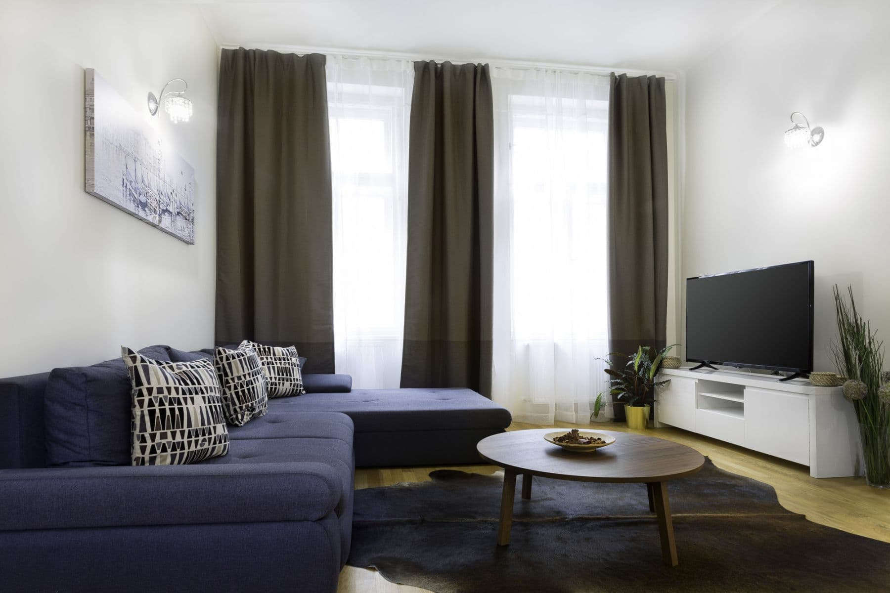 Prenájom bytu 55 m², Rumunská, Praha, Praha Prenájom bytu 55 m², Rumunská, Praha, Praha